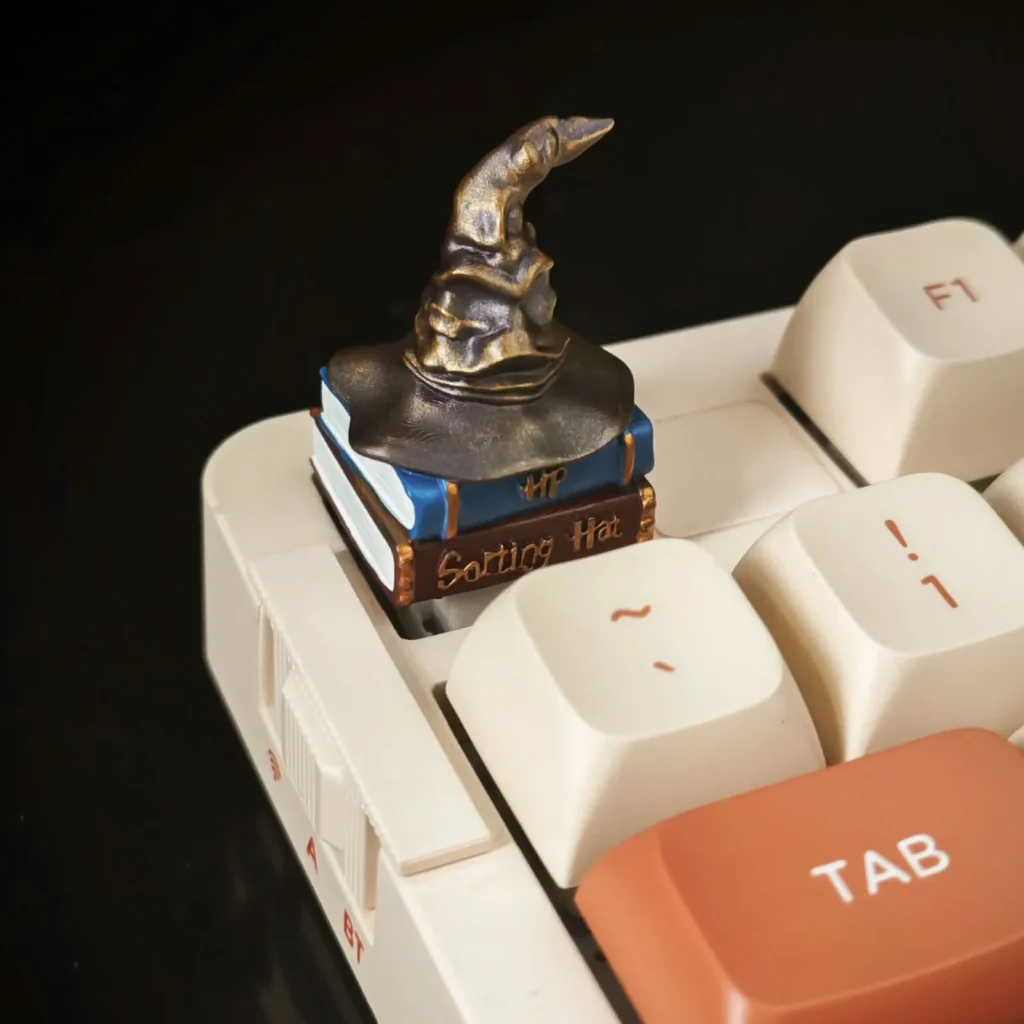 artisan-keycaps-custom-witchs-hat-side