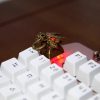 hanging-ring-dragon-head-keycap-side