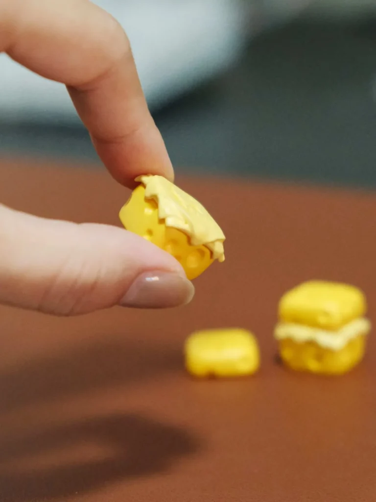 cheese-hamburger-keycap-front