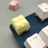 chocolate-keycaps-milky-white