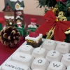 christmas-chimney-keycaps-red5