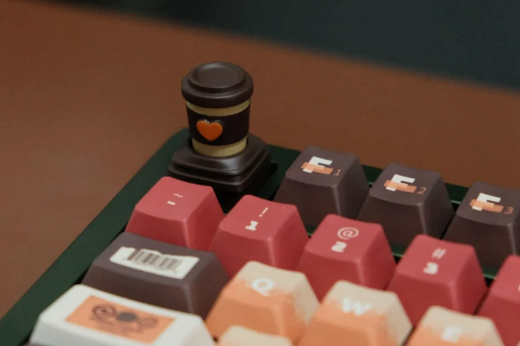 coffee-tumbler-keycaps-front3