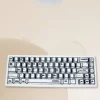 comic-version-oem-keycap-set-white2