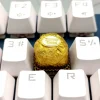 gold-silver-leaf-chocolate-ball-gold-detail3