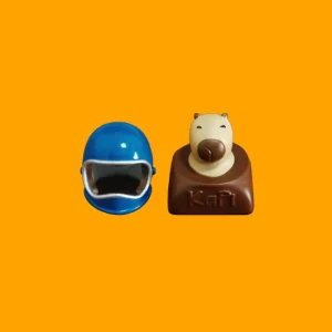 helmeted-capybara-keycaps-blue
