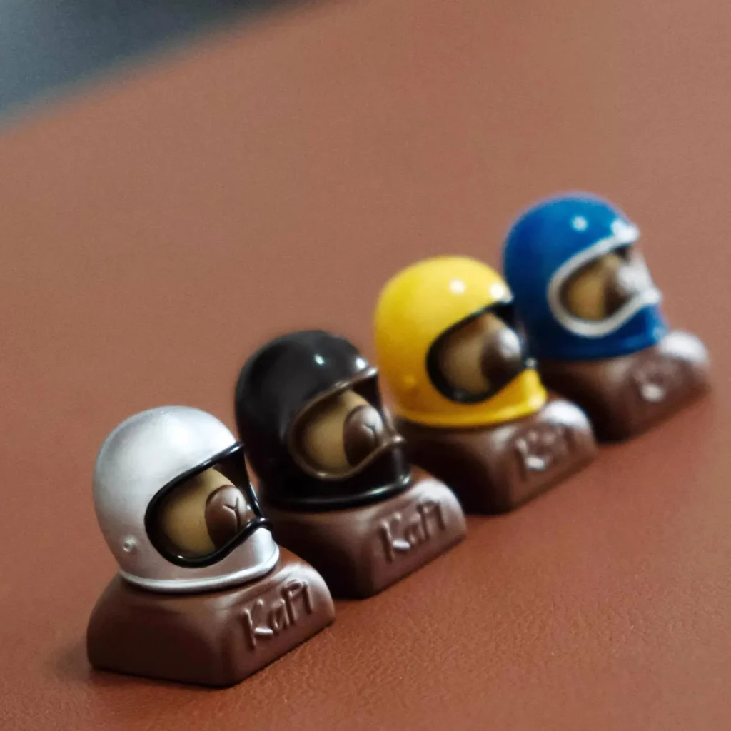 helmeted-capybara-keycaps-side2