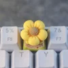 little-yellow-flower-keycap-upfront