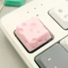 low-shaft-cheese-keycaps-pink-detail