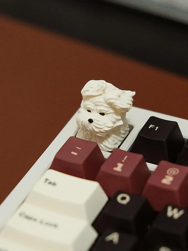 scruffy-puppy-keycaps-side
