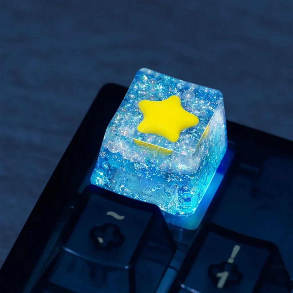 stargazing-at-moon-bay-keycap-front2