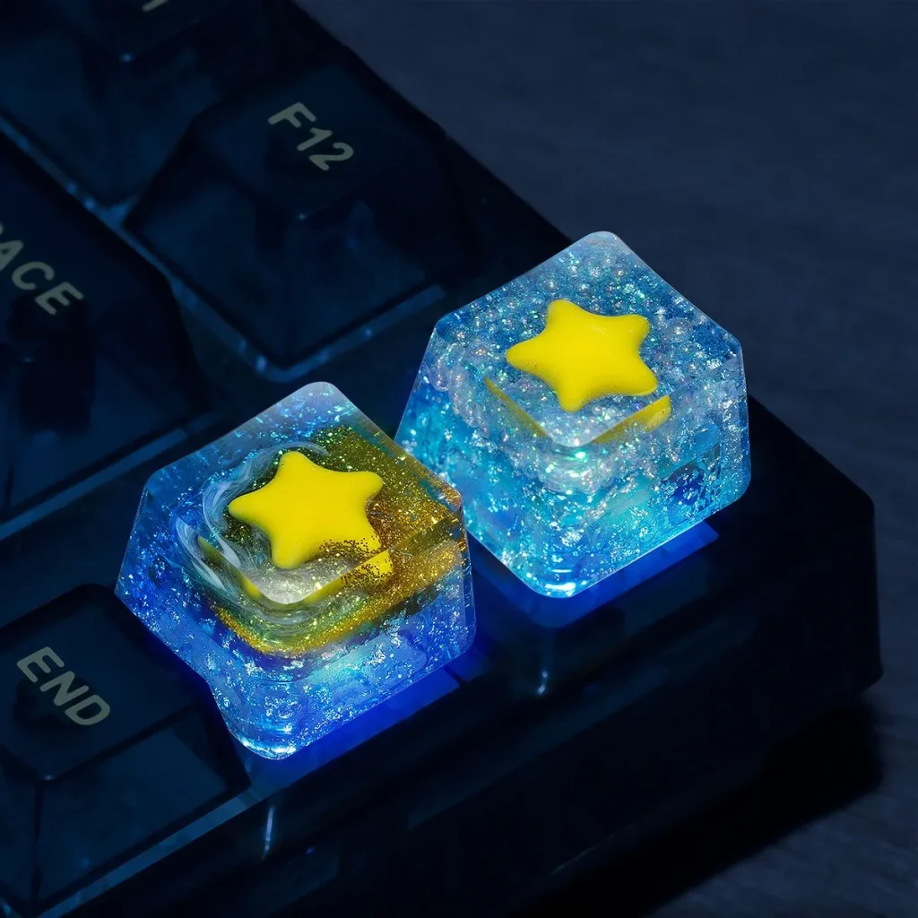stargazing-at-moon-bay-keycap-upfront