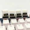 wall-e-cleaning-robot-m-o-keycap-four3
