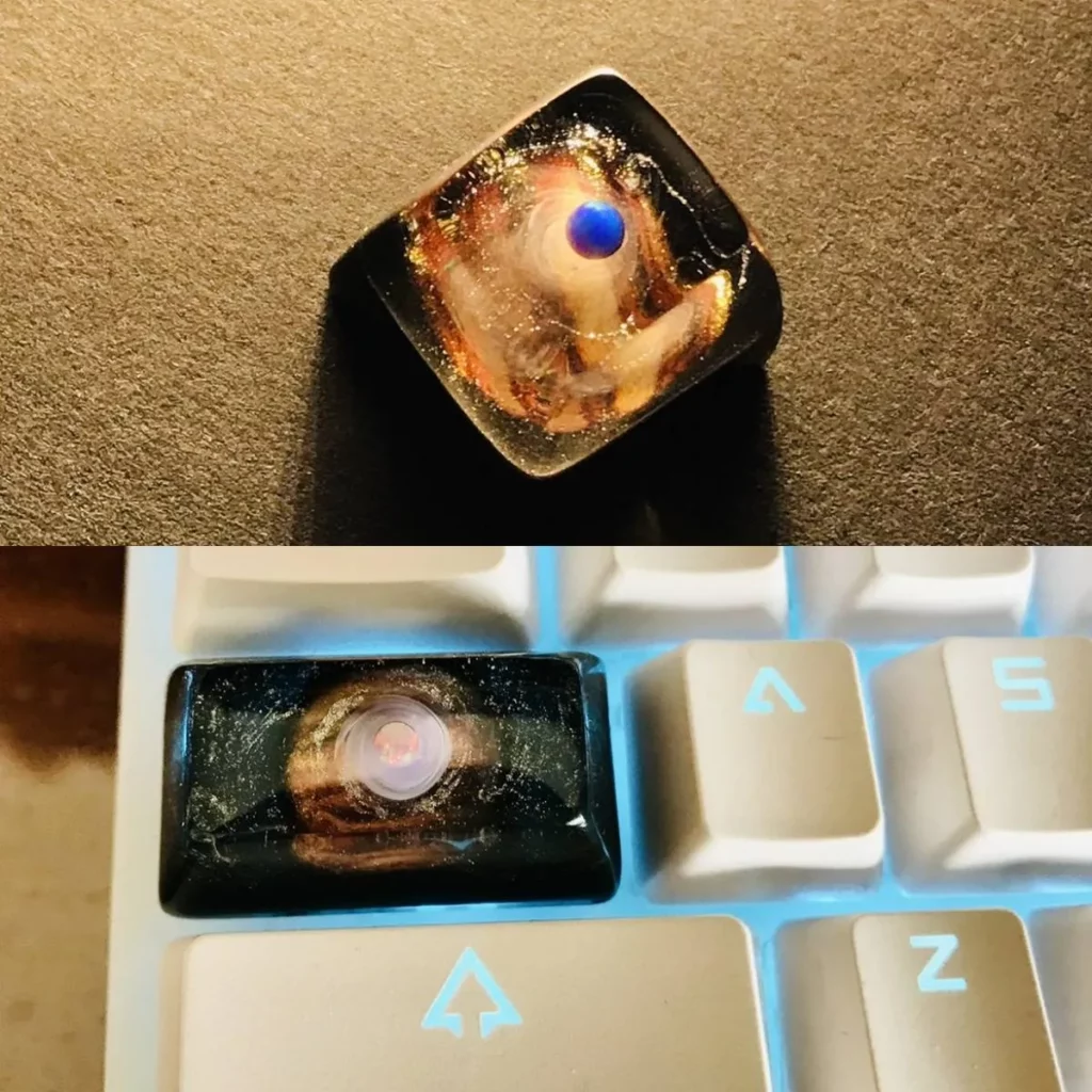 roaming-earth-keycaps-cover