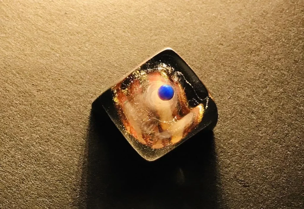 roaming-earth-keycaps-white