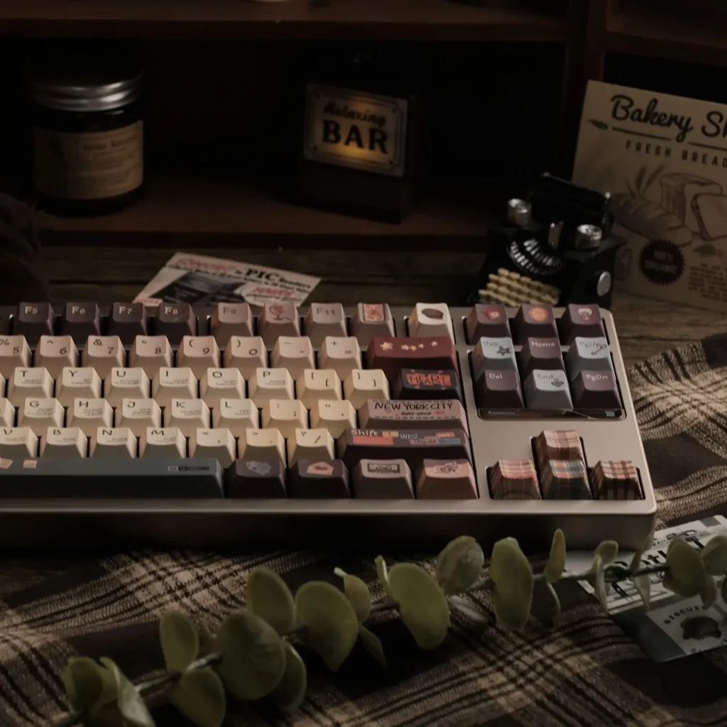 american-vintage-oem-keycap-set-side-front4