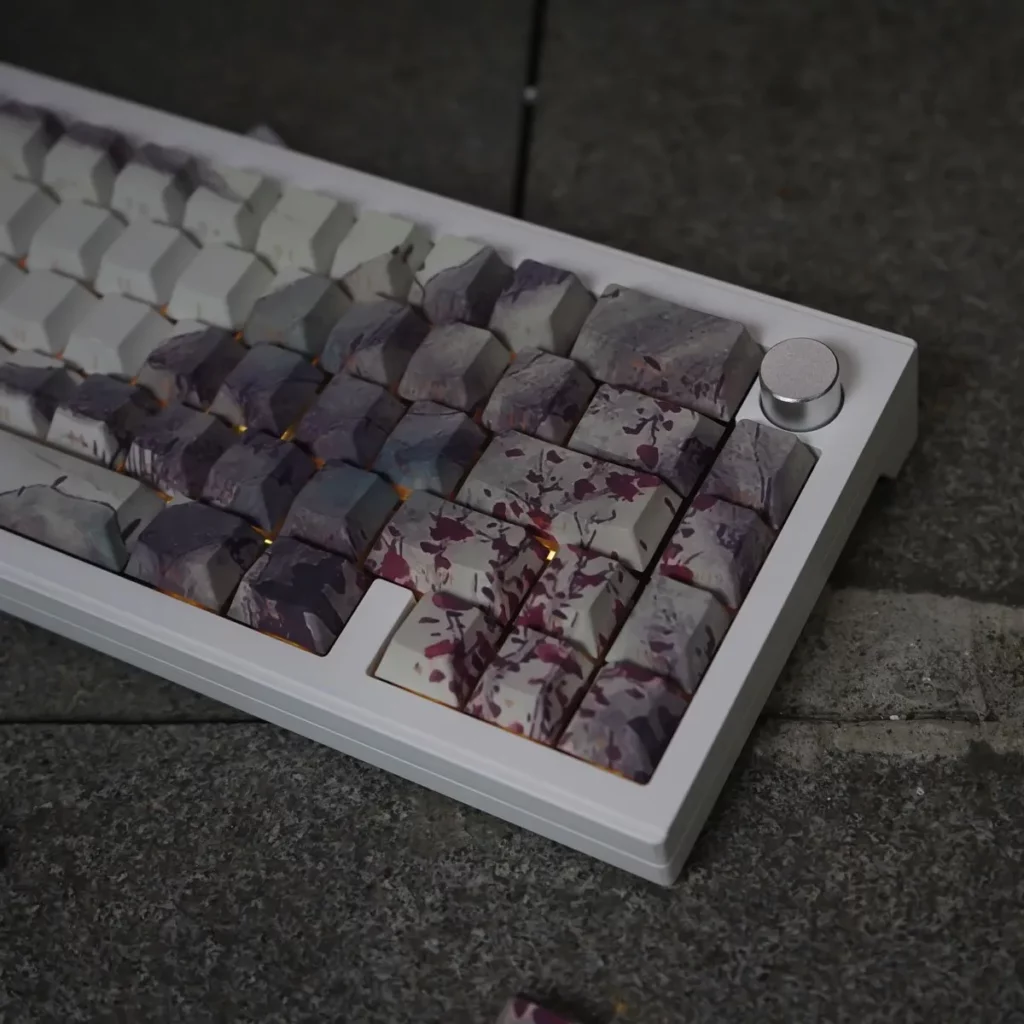 antiquity-ink-painting-oem-keycap-set-side