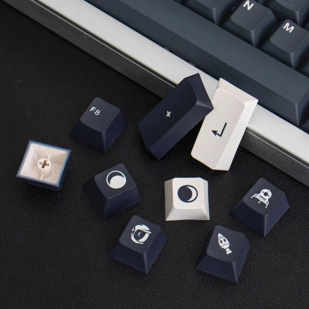apollo-black-oem-keycap-set-upfront3