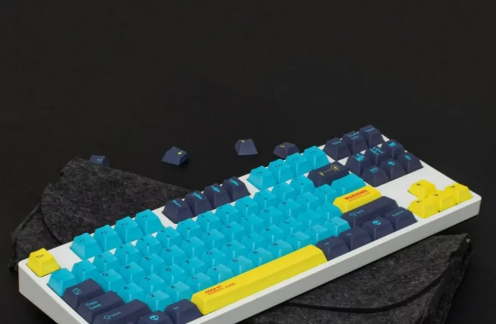 area-51-alien-oem-keycap-set-side3