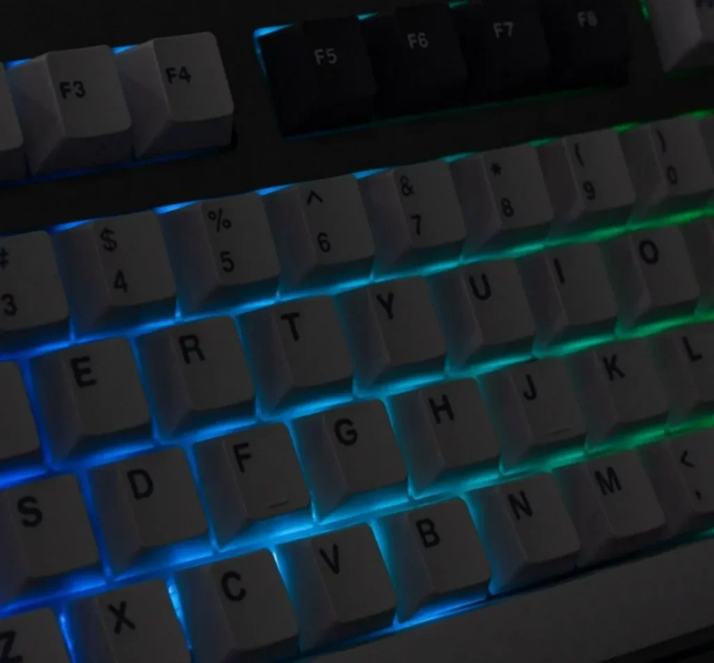 bald-arctic-oem-keycap-set-front2