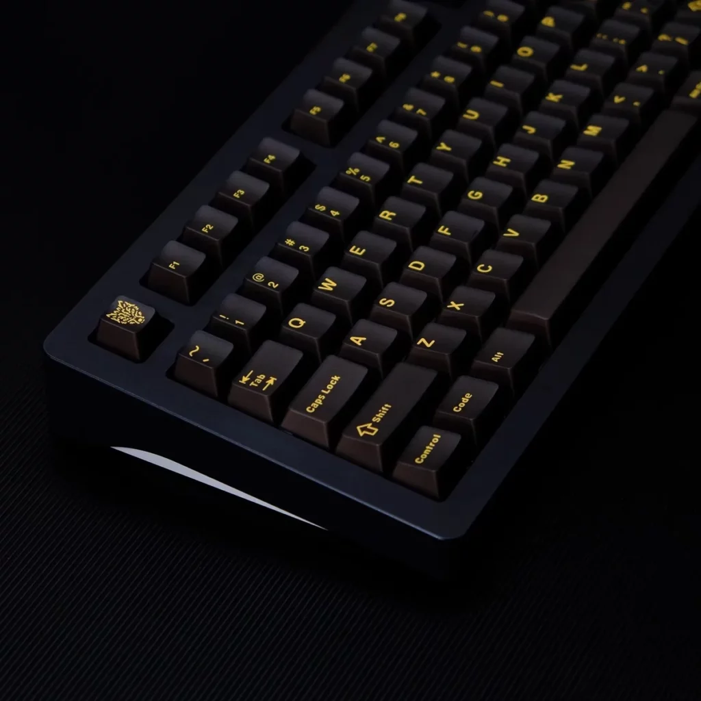 black-gold-translucent-oem-keycap-set-side3