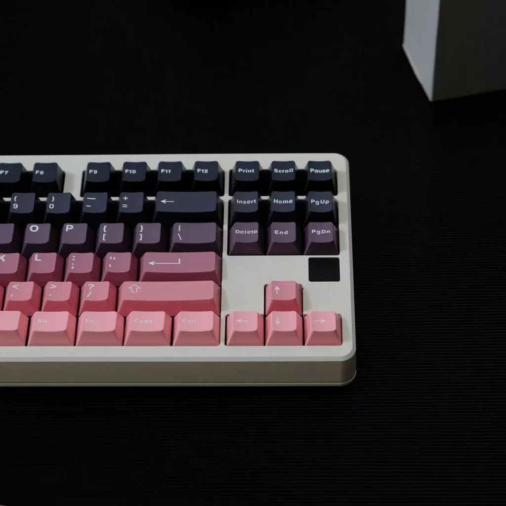 black-pink-gradient-series-oem-keycapset-front3