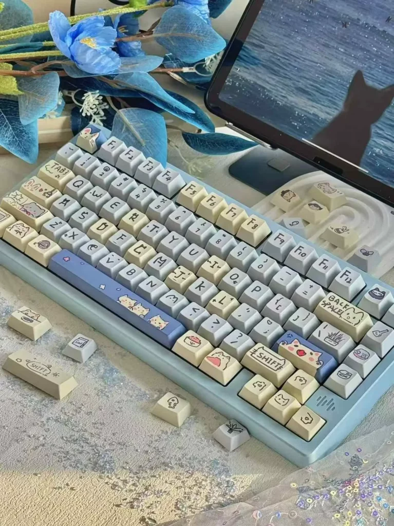 blue-meow-meow-oem-keycap-set-side2
