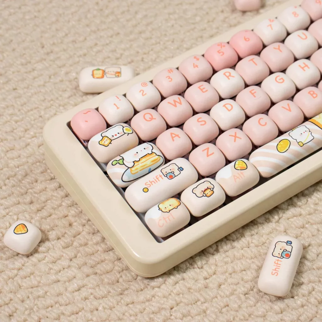 bready-bear-mog-keycap-set-side
