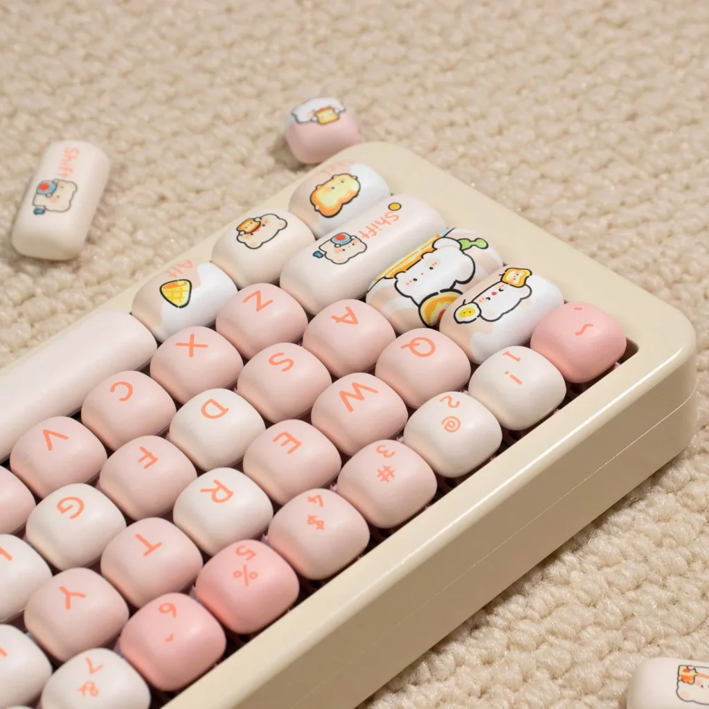 bready-bear-mog-keycap-set-side2