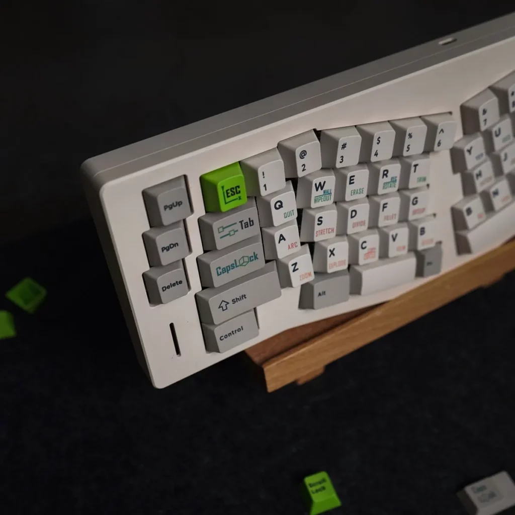 cad-no-redraw-oem-keycap-set-front