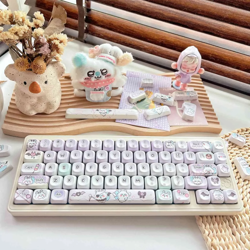 chiikawa-devil-momonga-keycap-set-cover
