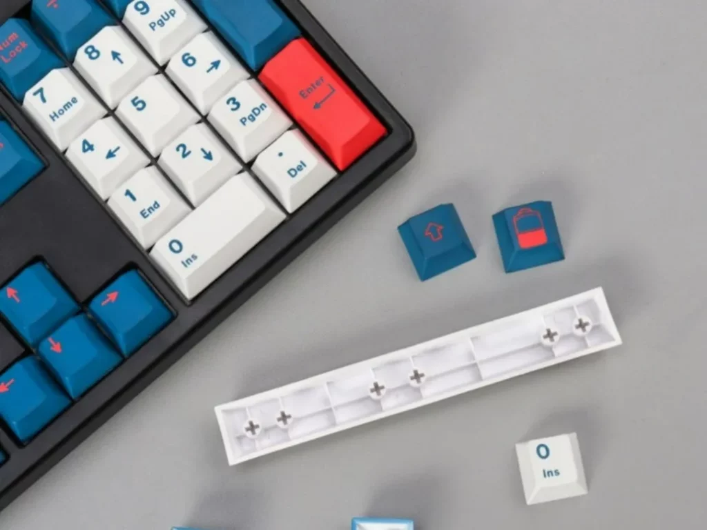 every-day-carry-oem-keycap-set-upfront2