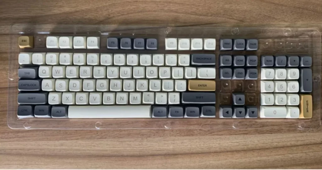 faint-light-xda-keycap-set-upfront2