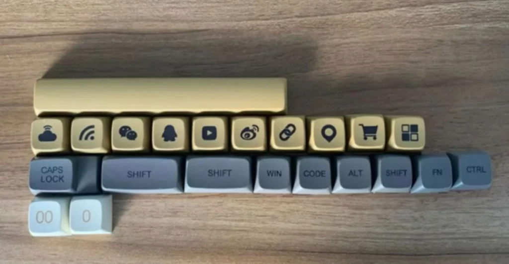 faint-light-xda-keycap-set-upfront3