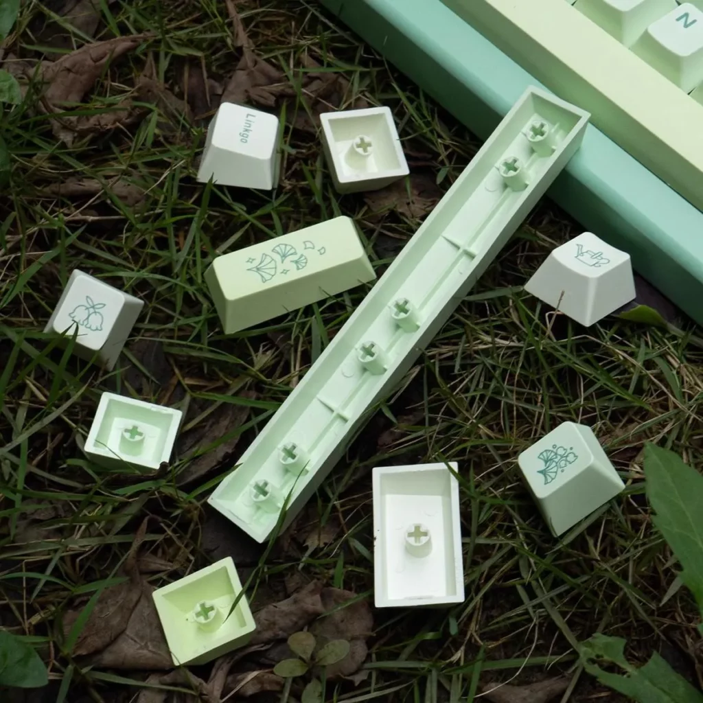 ginkgo-leaf-oem-keycap-set-upfront3