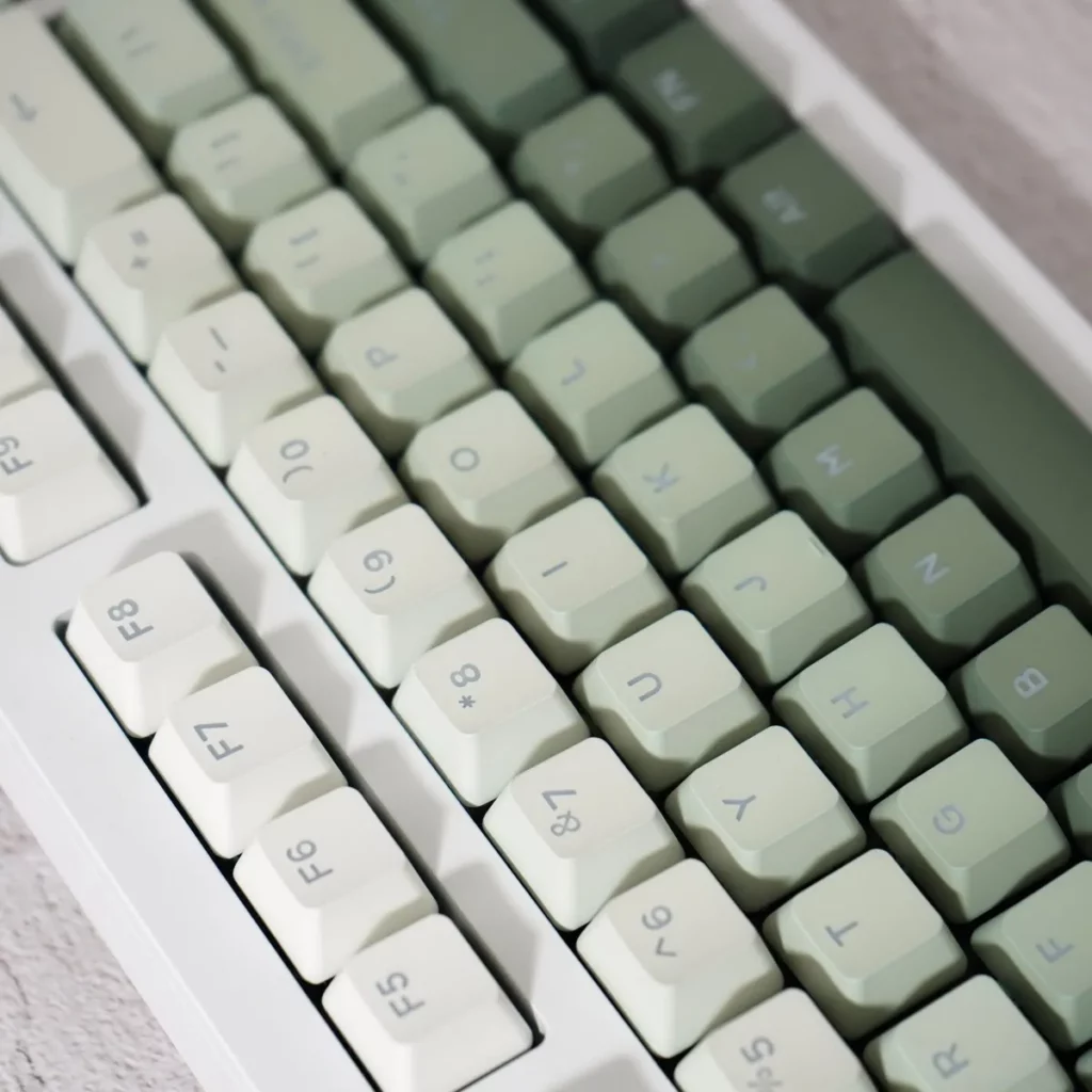 gradient-seaweed-oem-keycap-set-side2