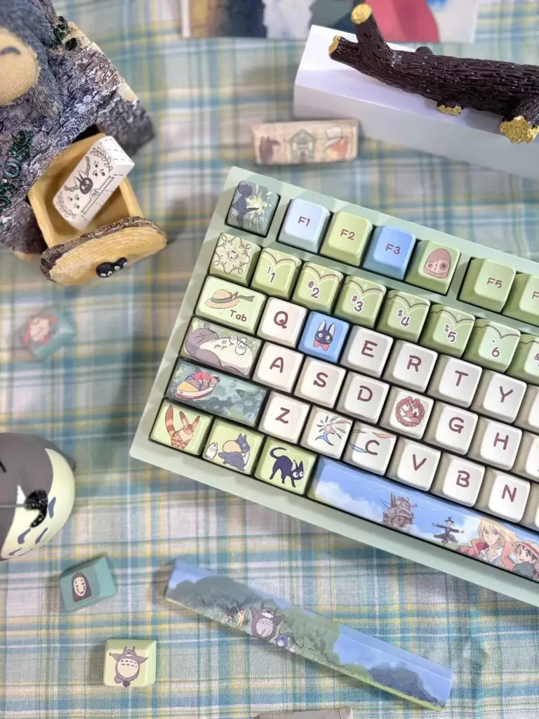 hayao-miyazakis-work-keycap-set-side2