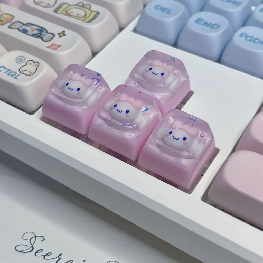 hello-kitty-cinnamoroll-3-transparent-keycaps-front