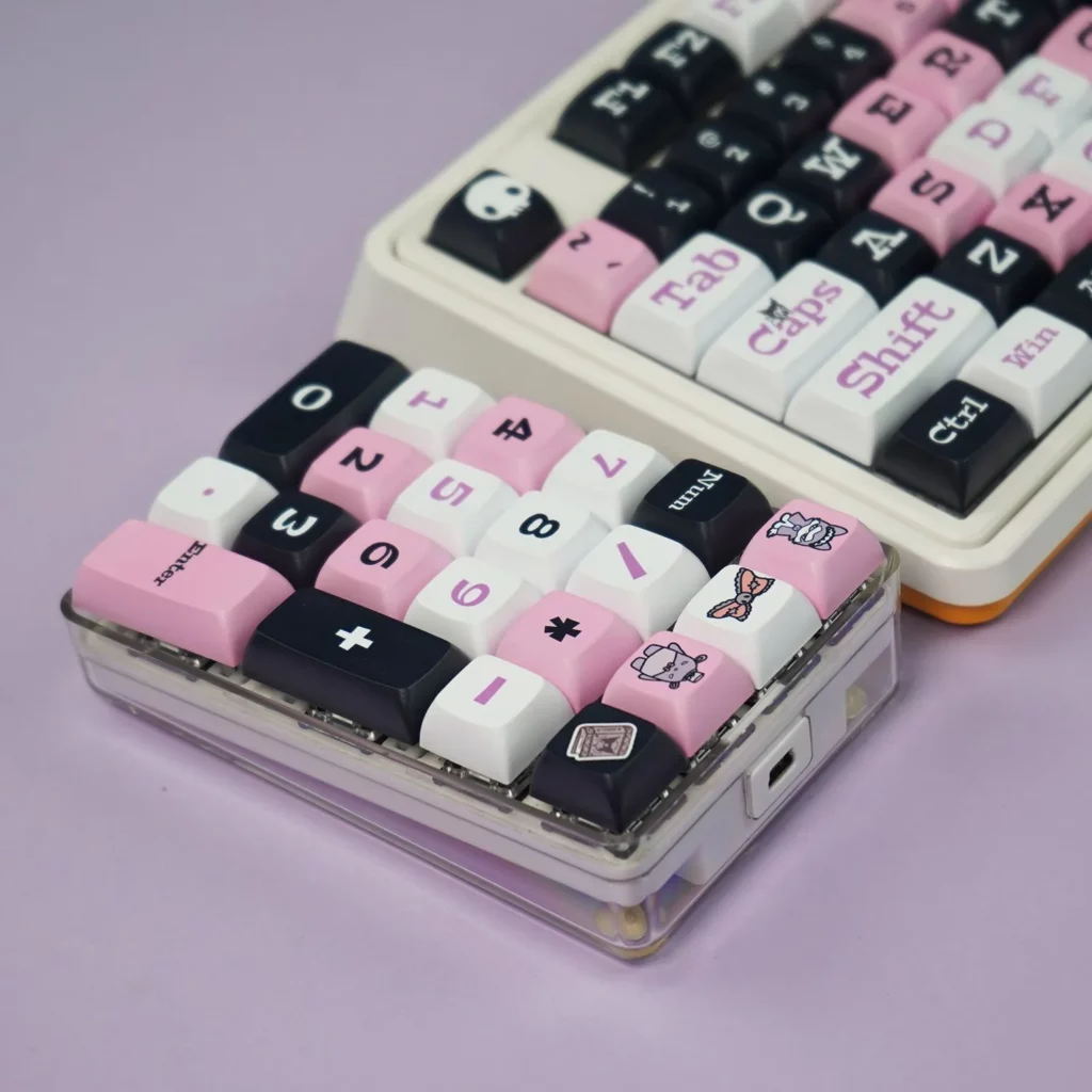 hello-kitty-kuromi-xda-keycap-set-side4