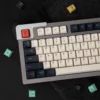 metropolis-oem-keycap-set-side