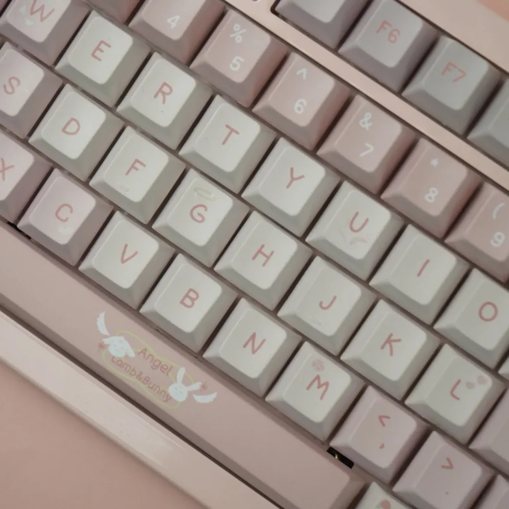 mist-angel-oem-keycap-set-front