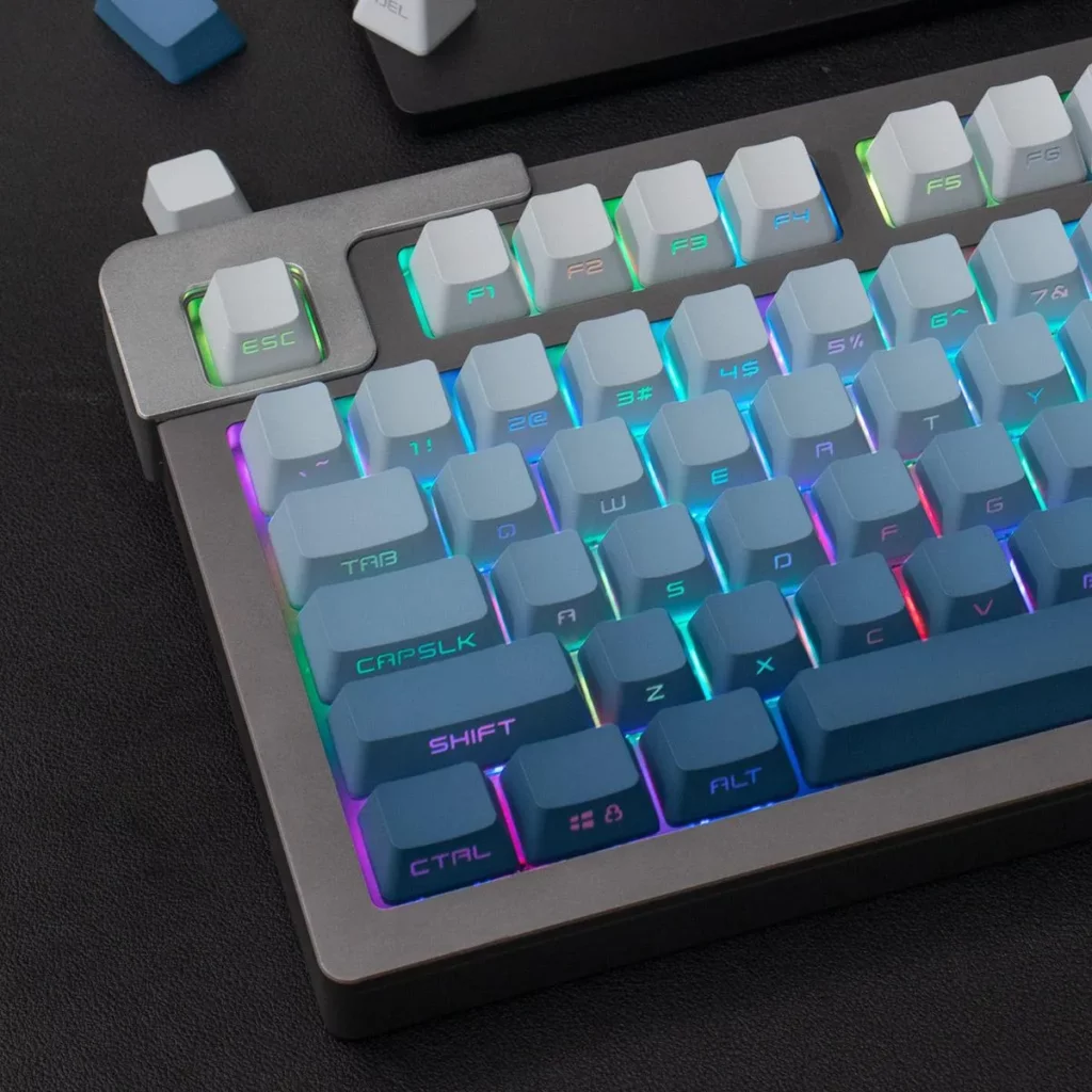 mist-gradient-blue-oem-keycap-set-side