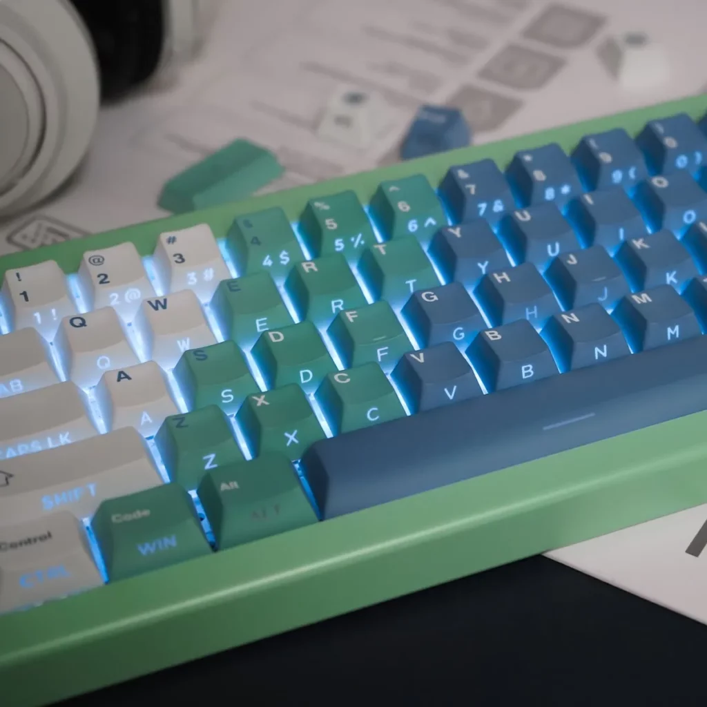 monsterinc-yeeti-gradient-oem-keycap-set-front