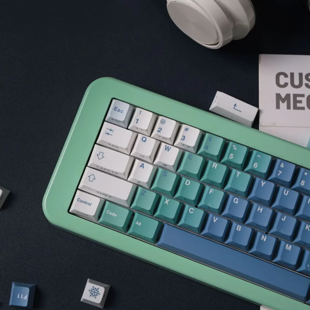 monsterinc-yeeti-gradient-oem-keycap-set-side