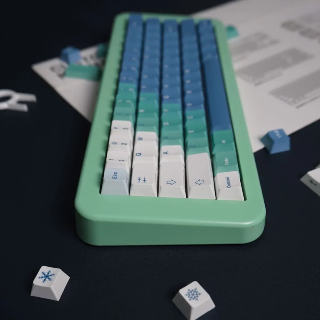 monsterinc-yeeti-gradient-oem-keycap-set-side2