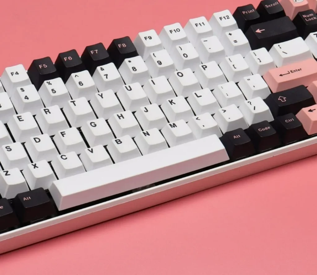 olivia-pink-oem-keycap-set-side2