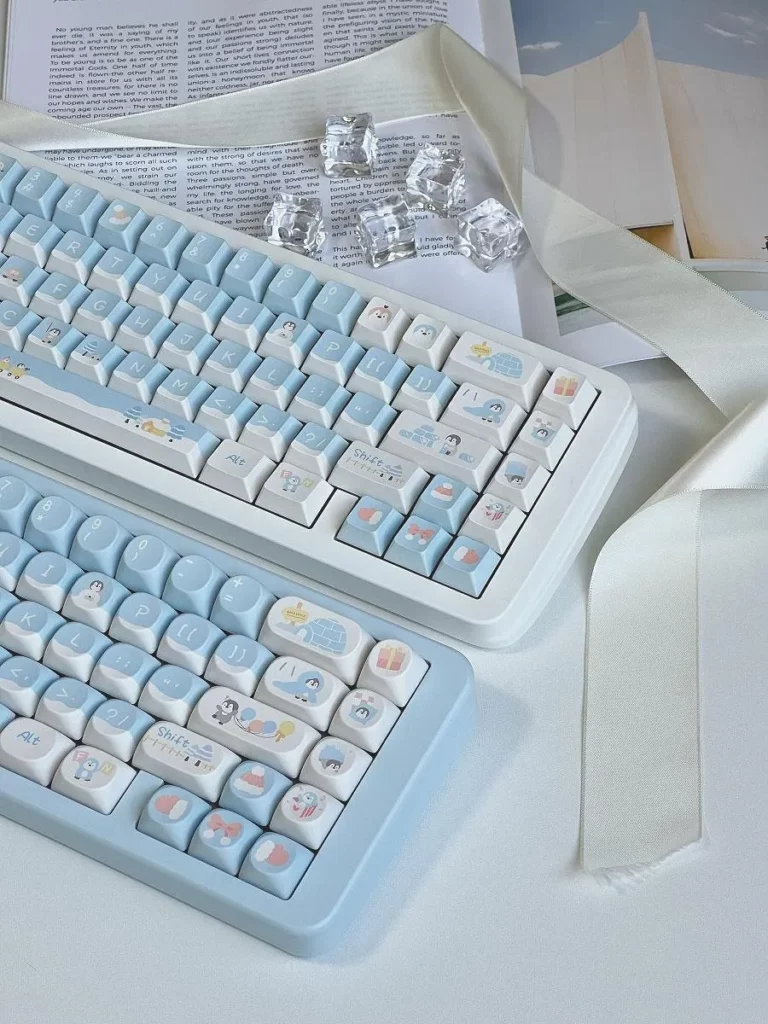 penguin-themed-oem-keycap-set-side3