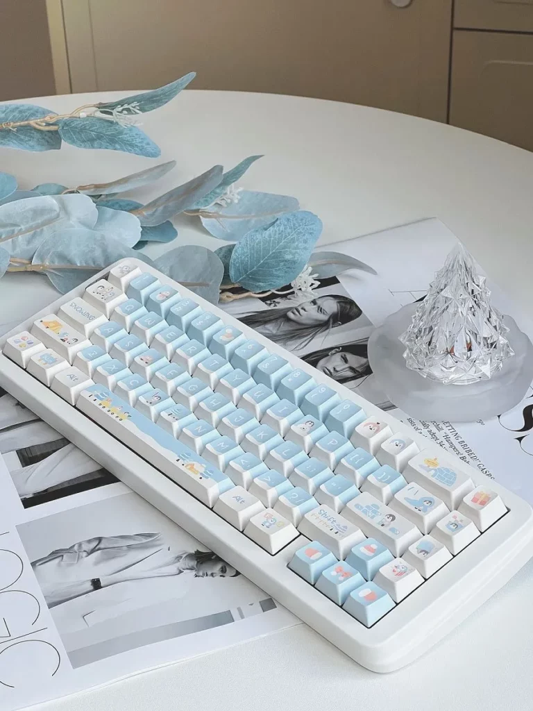 penguin-themed-oem-keycap-set-side4
