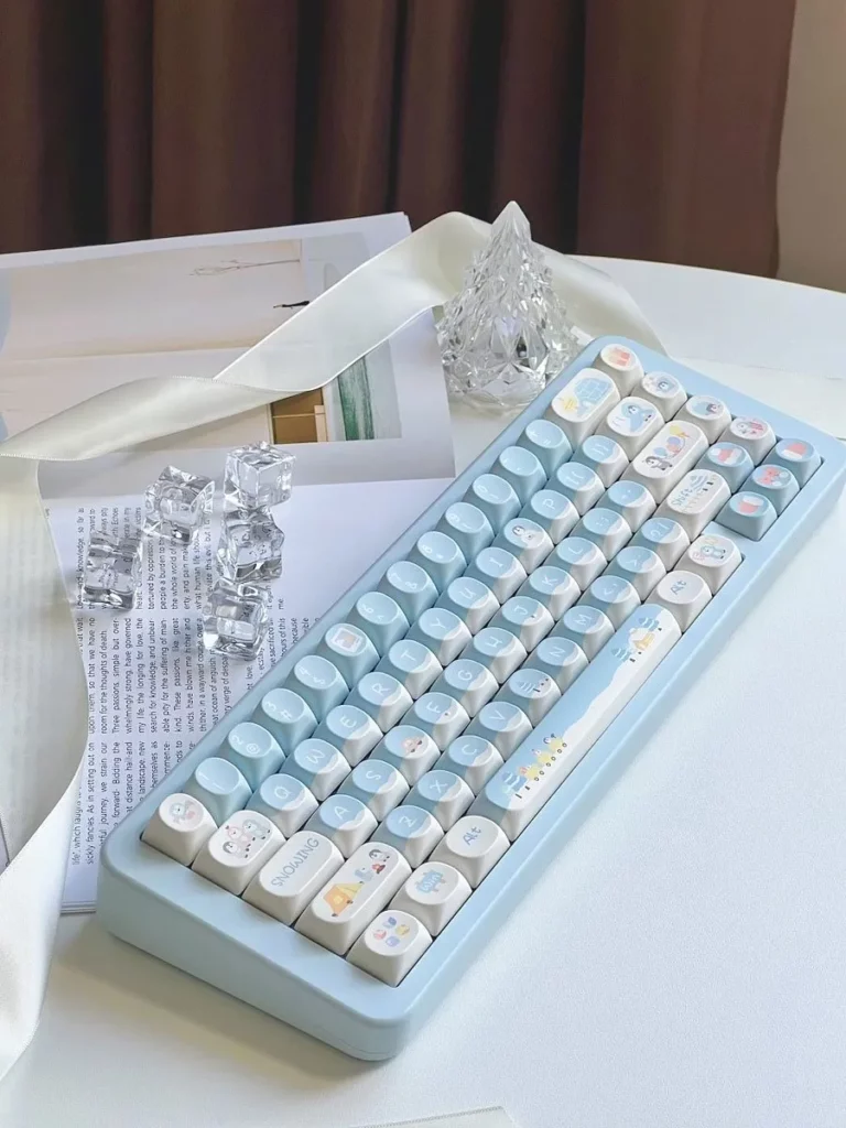 penguin-themed-oem-keycap-set-side5