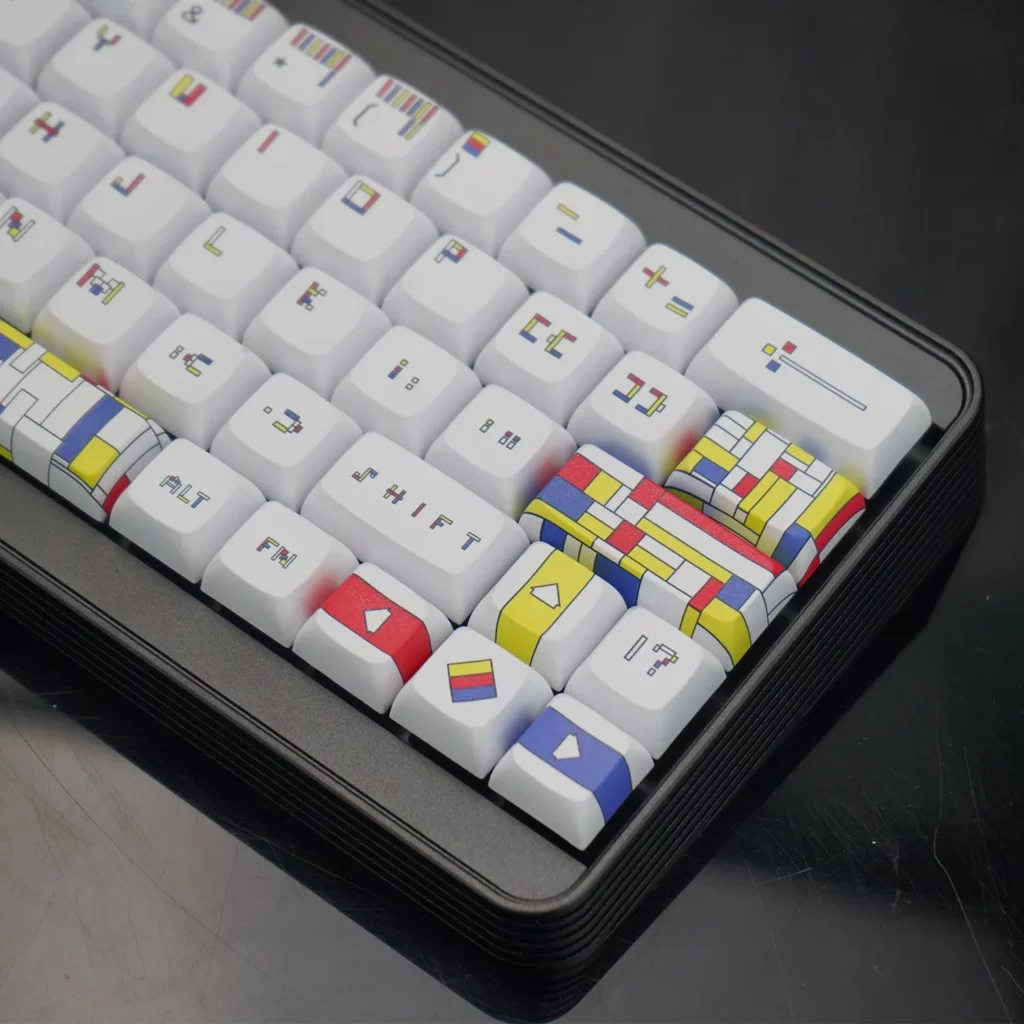 piet-mondrian-xda-keycap-set-side2