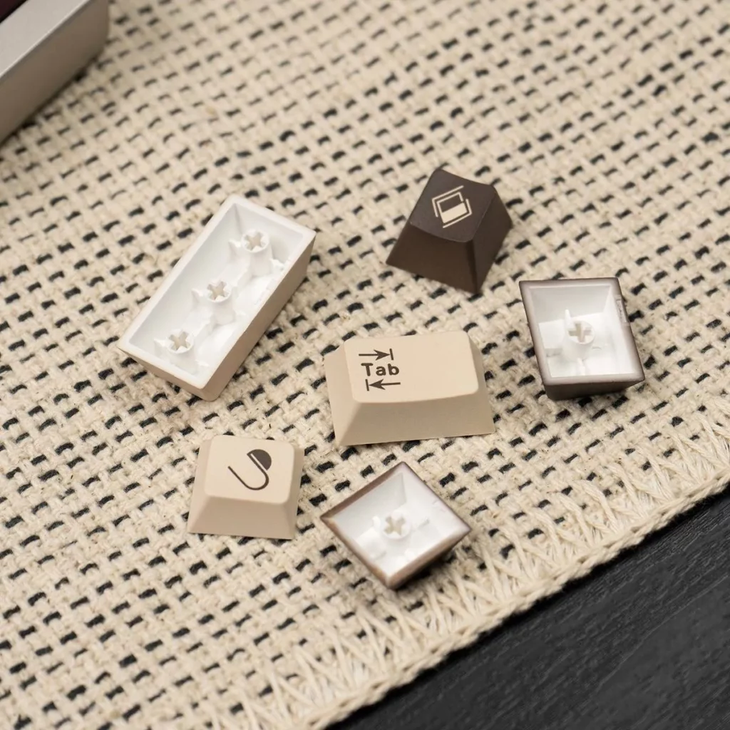 poker-themed-oem-keycap-set-front3